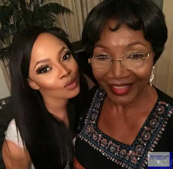 Toke Makinwa Shows Off Her Beautiful Mum In New Photo